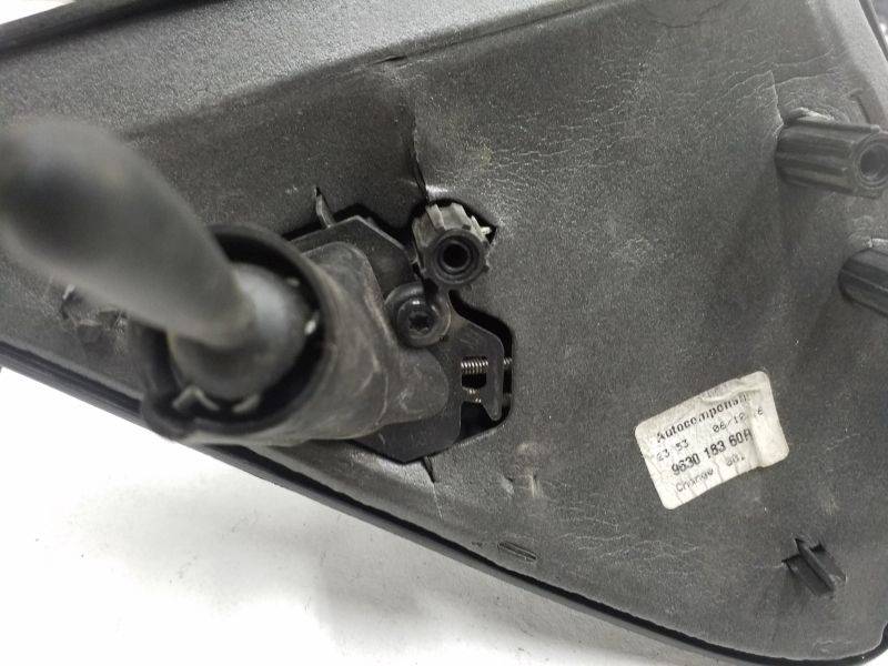 Зеркало правое электрическое