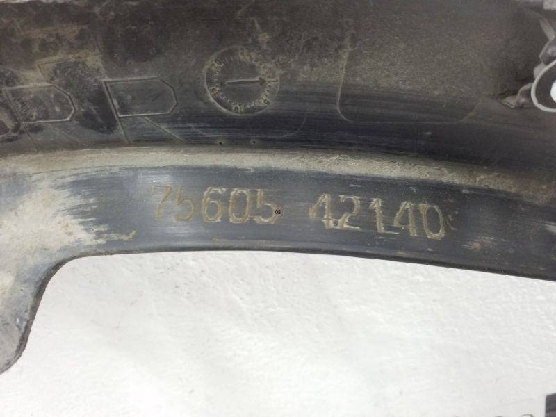 Накладка заднего крыла правого