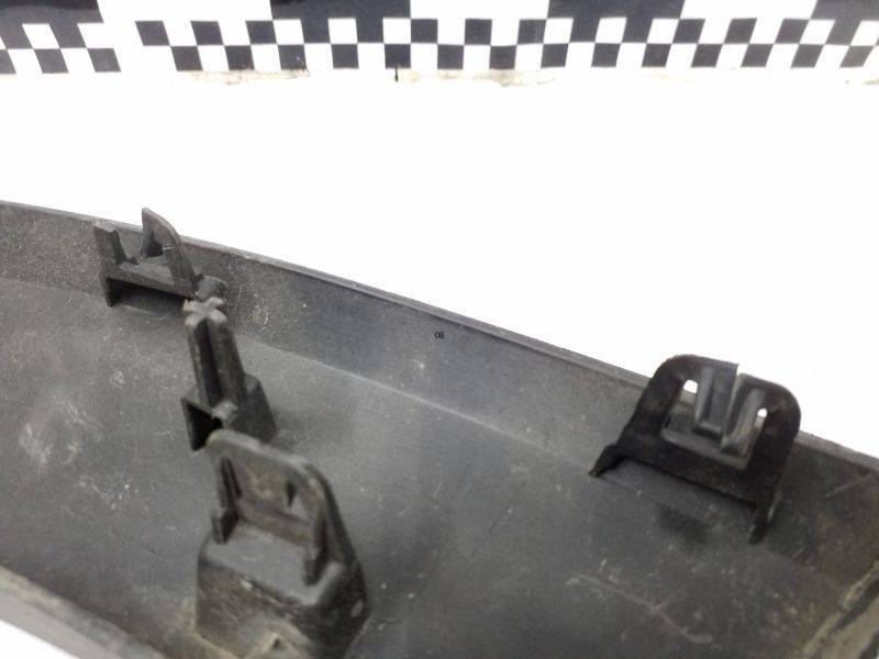 Накладка переднего крыла левого