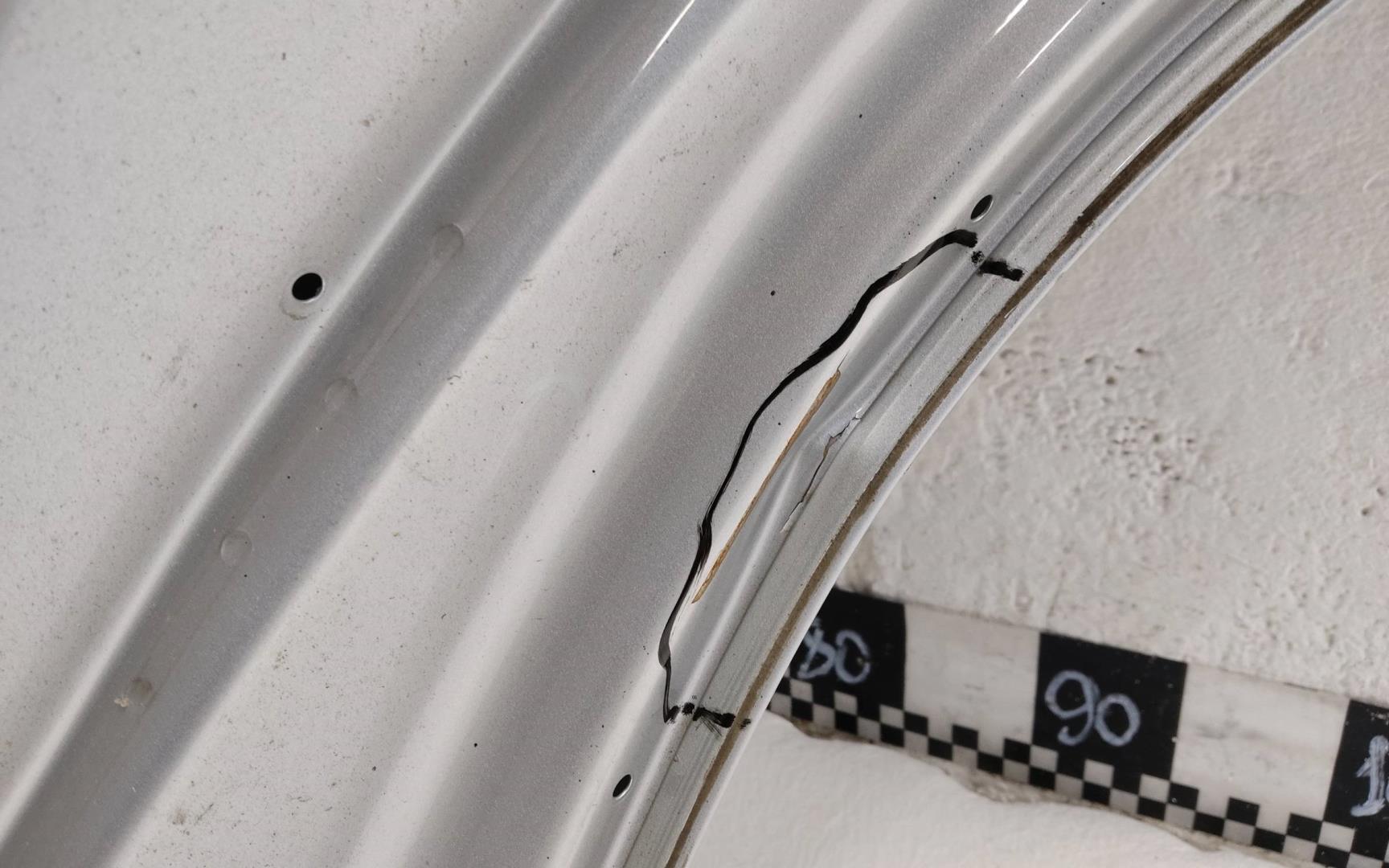 Дверь задняя правая