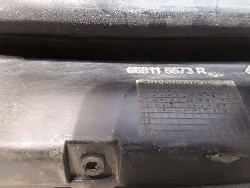 Решетка стеклоочистителей (Жабо)