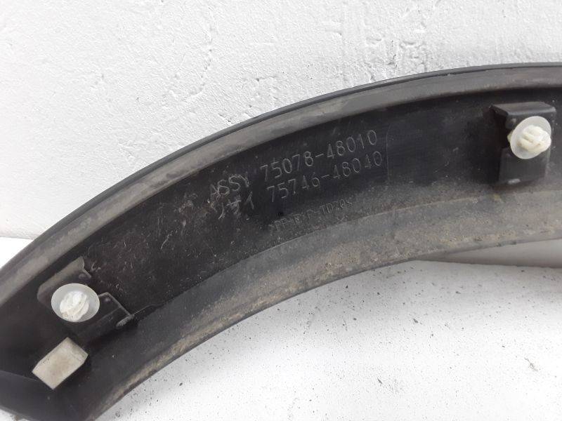 Накладка двери задней левой