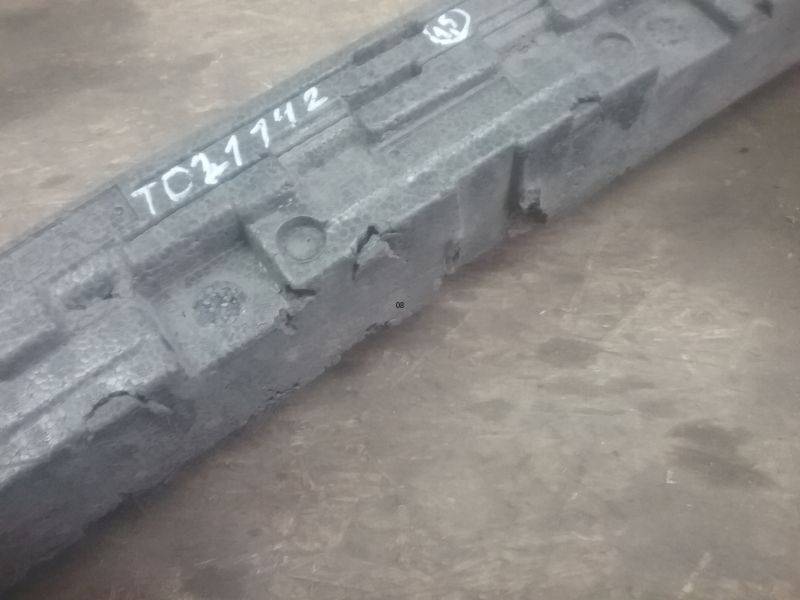 Наполнитель переднего бампера