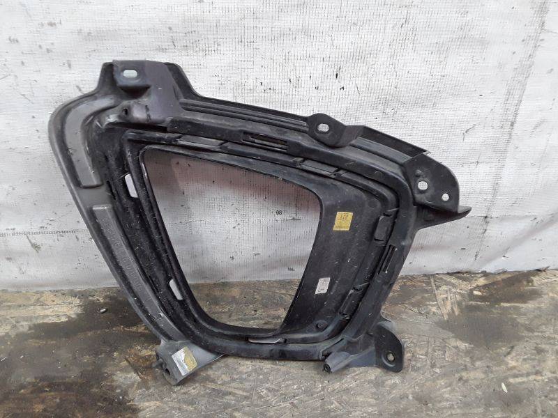 Накладка переднего бампера левая