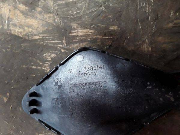 Заглушка буксировочного крюка