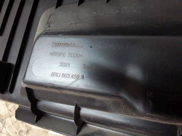 Обшивка багажника