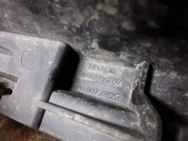 Решетка в бампер правая