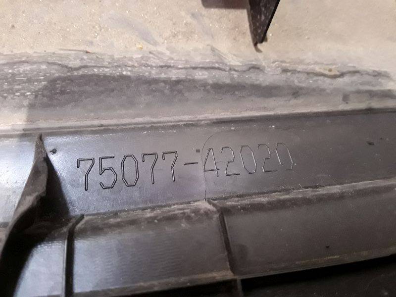 Накладка двери задней правой