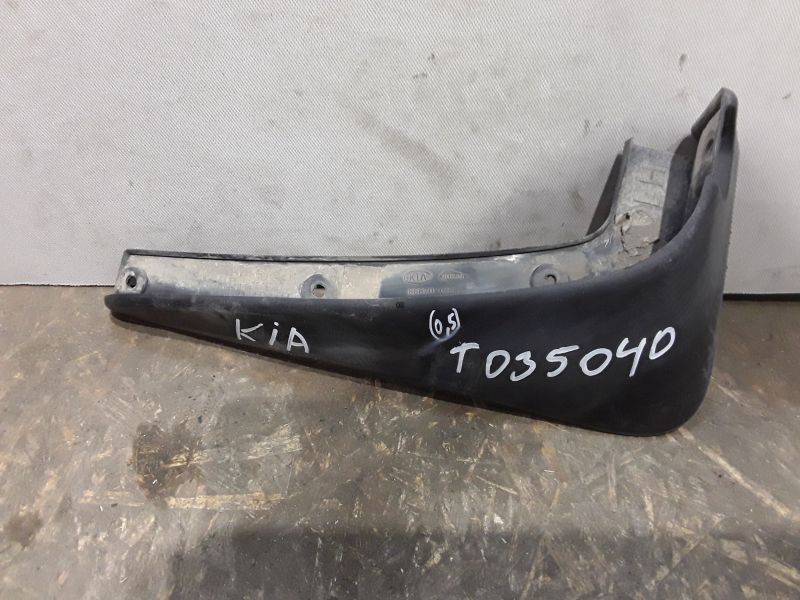 Брызговик передний левый