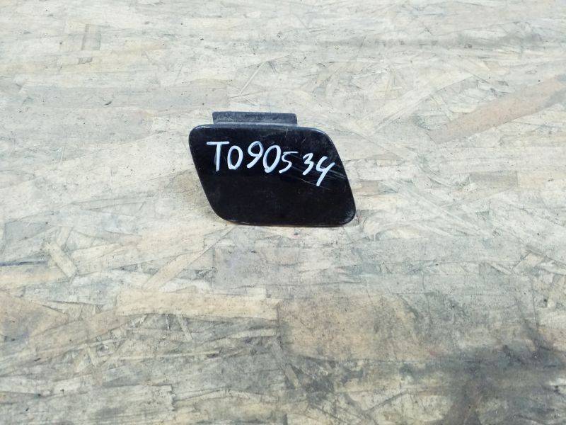 Заглушка буксировочного крюка