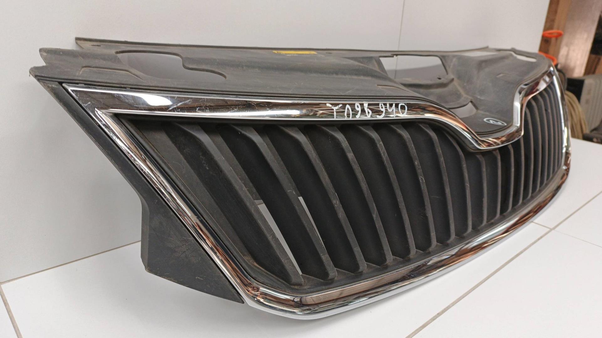 Решетка радиатора