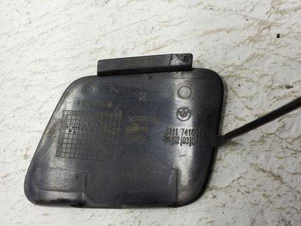 Заглушка буксировочного крюка