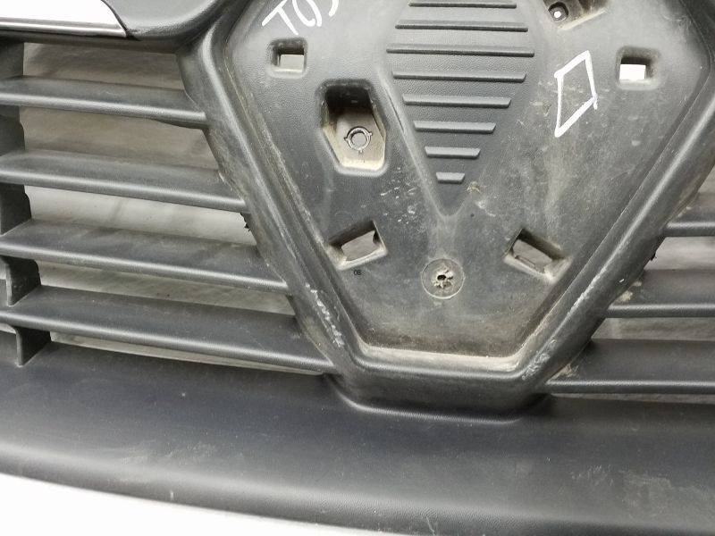 Решетка радиатора