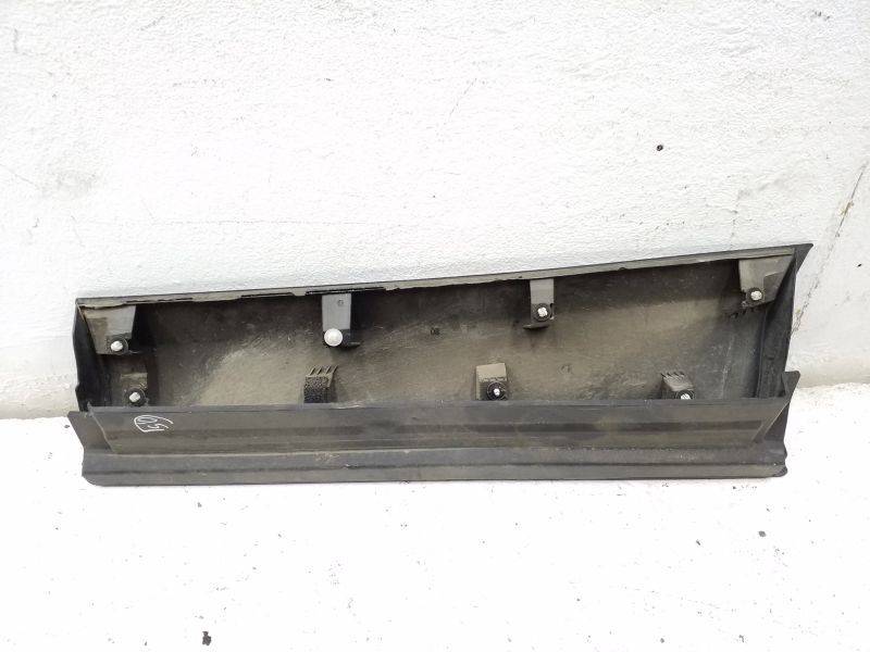 Накладка двери задней правой