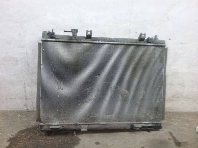Радиатор охлаждения двигателя основной