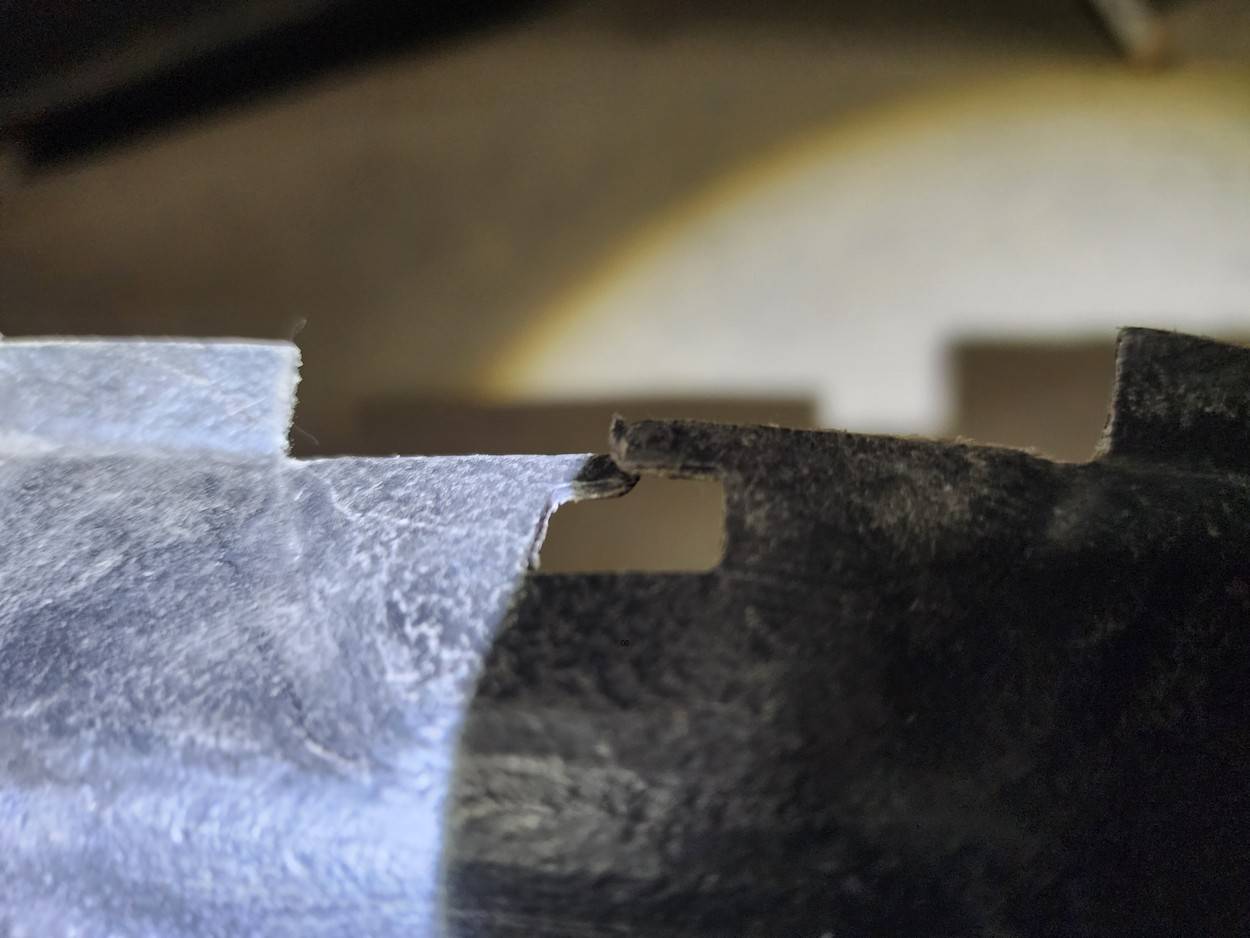 Локер передний левый