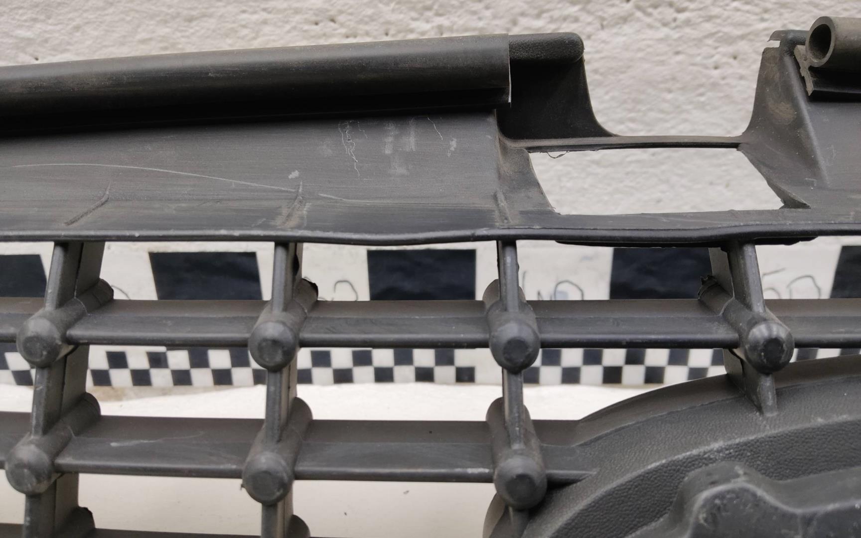 Решетка радиатора