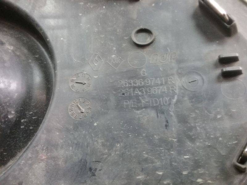 Накладка переднего бампера левая