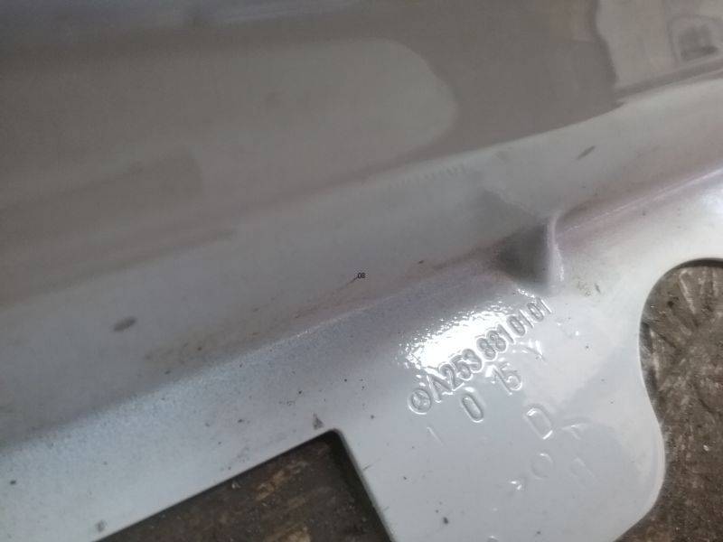 Крыло переднее левое