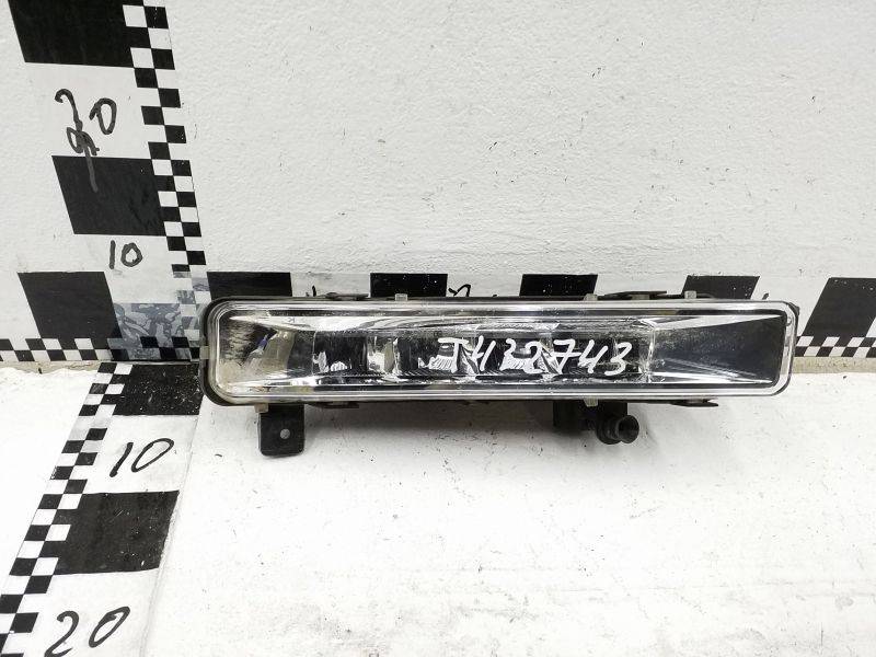 Фара противотуманная правая