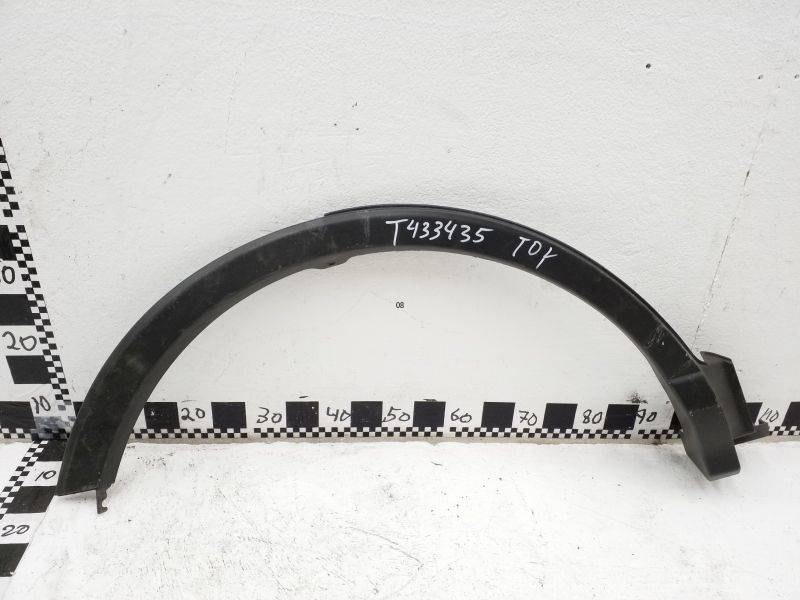 Накладка заднего крыла правого