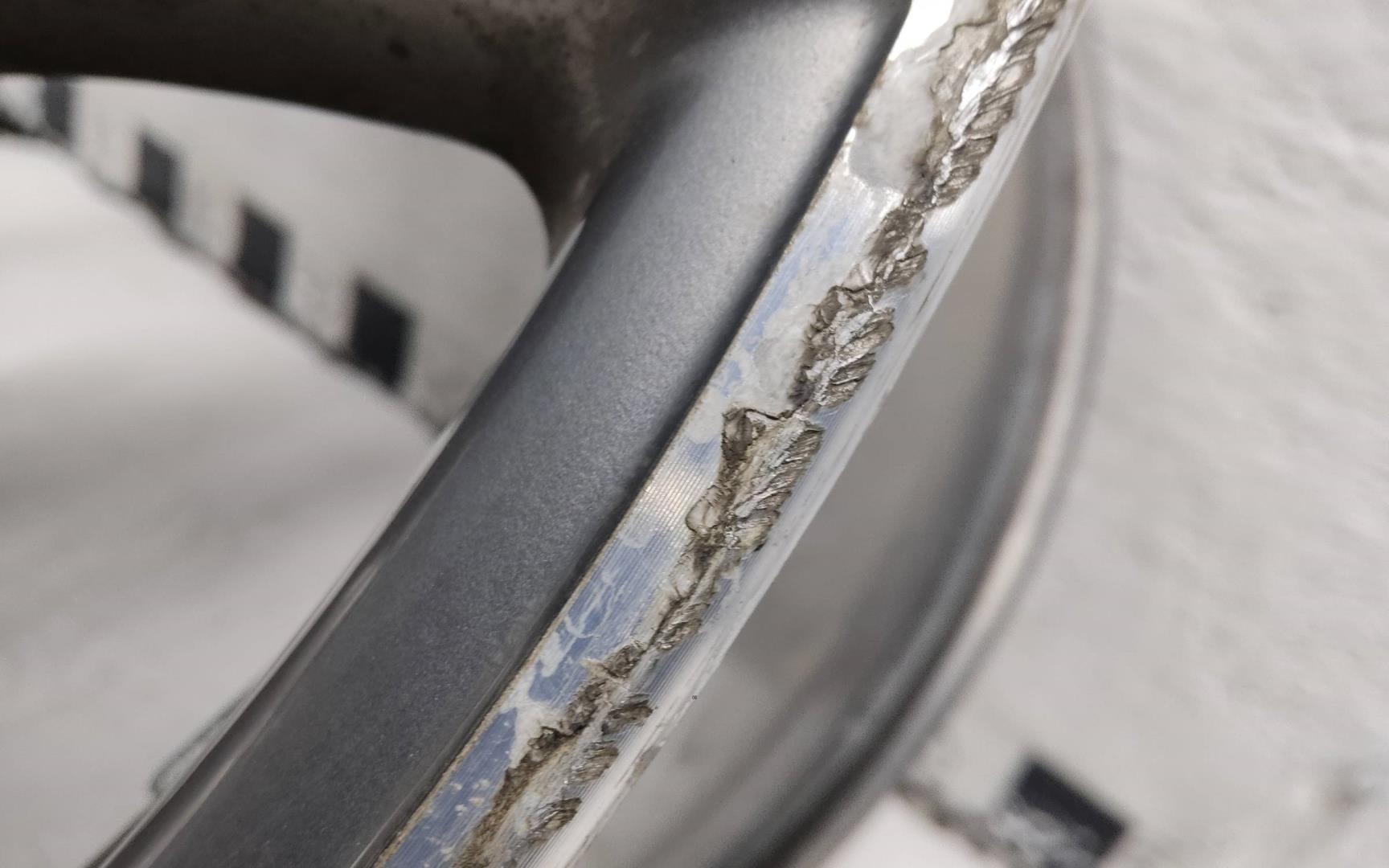 Диск колесный литой легкий сплав