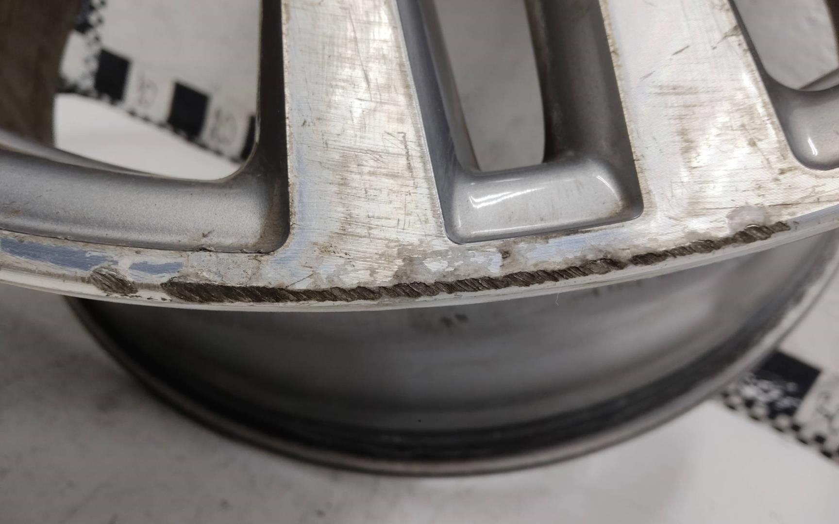 Диск колесный литой легкий сплав