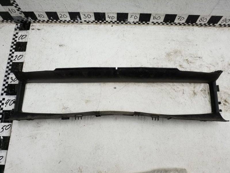 Воздуховод радиатора верхний