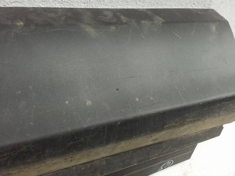 Накладка двери задней левой