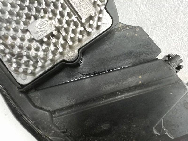 Фара правая