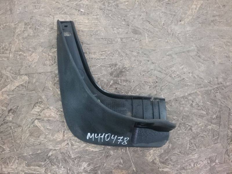 Брызговик задний левый