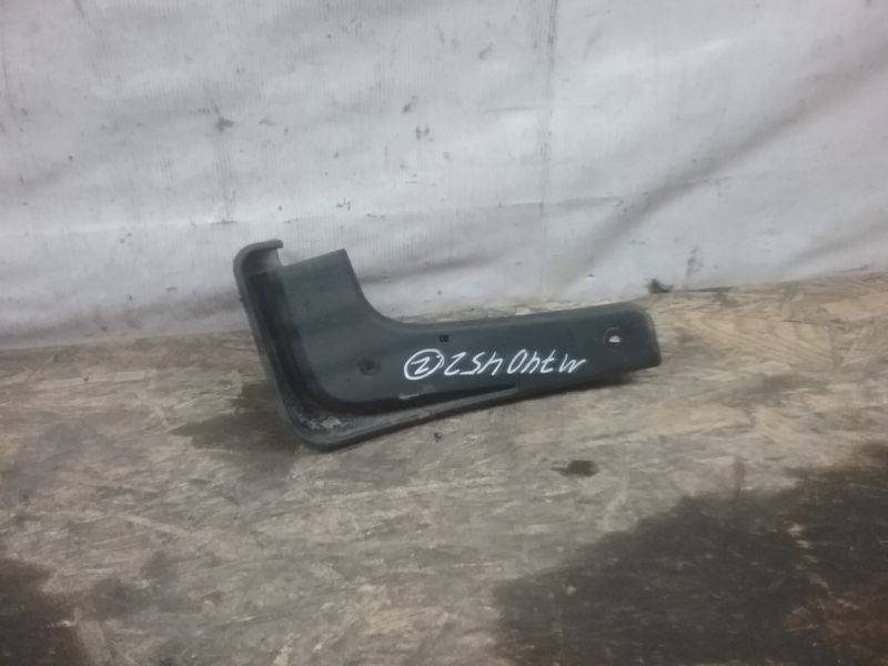 Брызговик задний левый