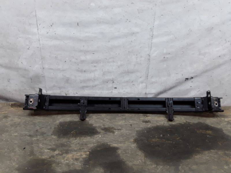 Усилитель заднего бампера