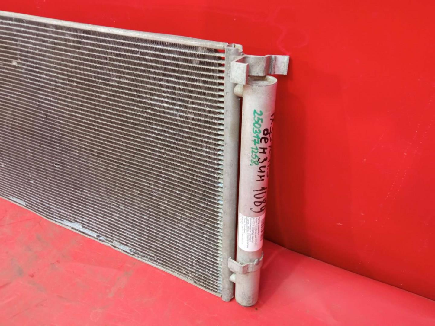 Радиатор кондиционера / конденсер