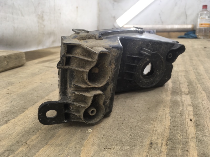 Фара противотуманная