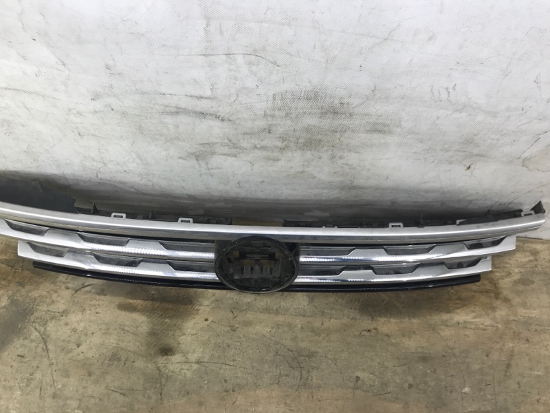 Решетка радиатора