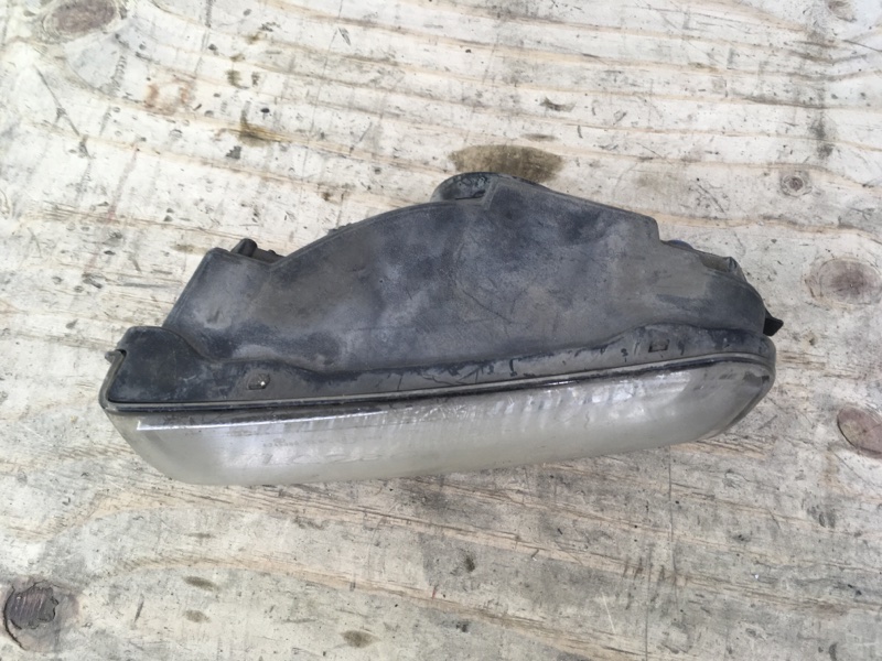 Фара противотуманная