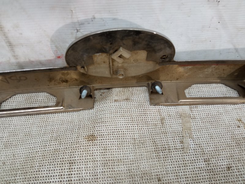 Накладка крышки багажника