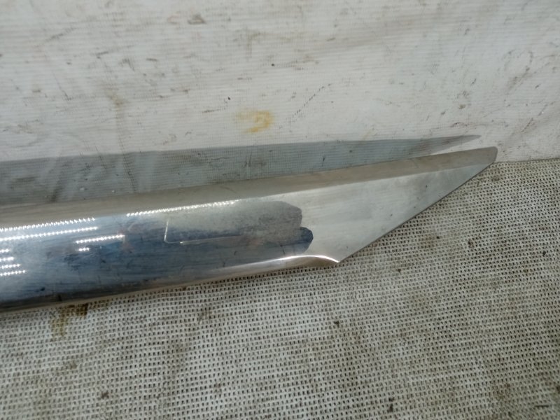 Накладка крышки багажника