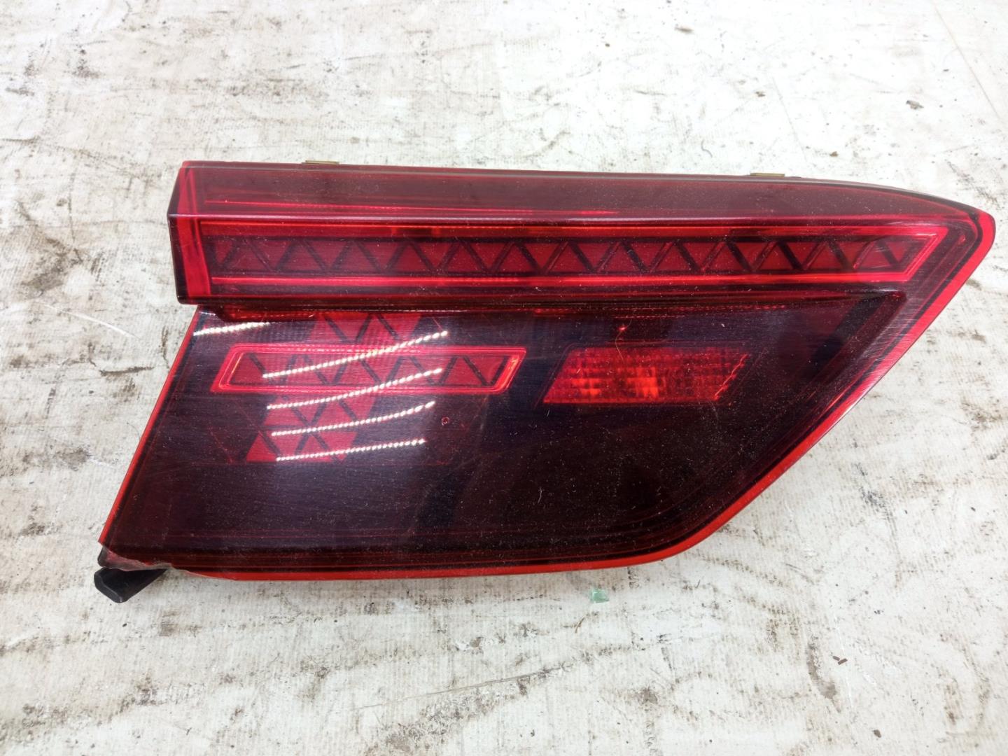 Фонарь задний