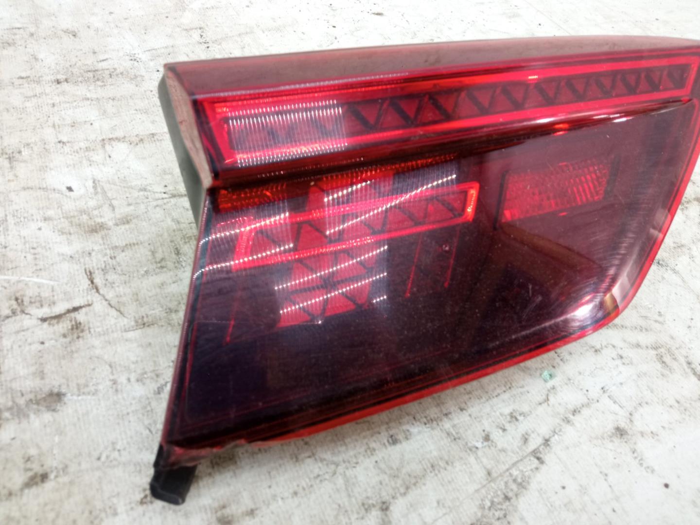 Фонарь задний