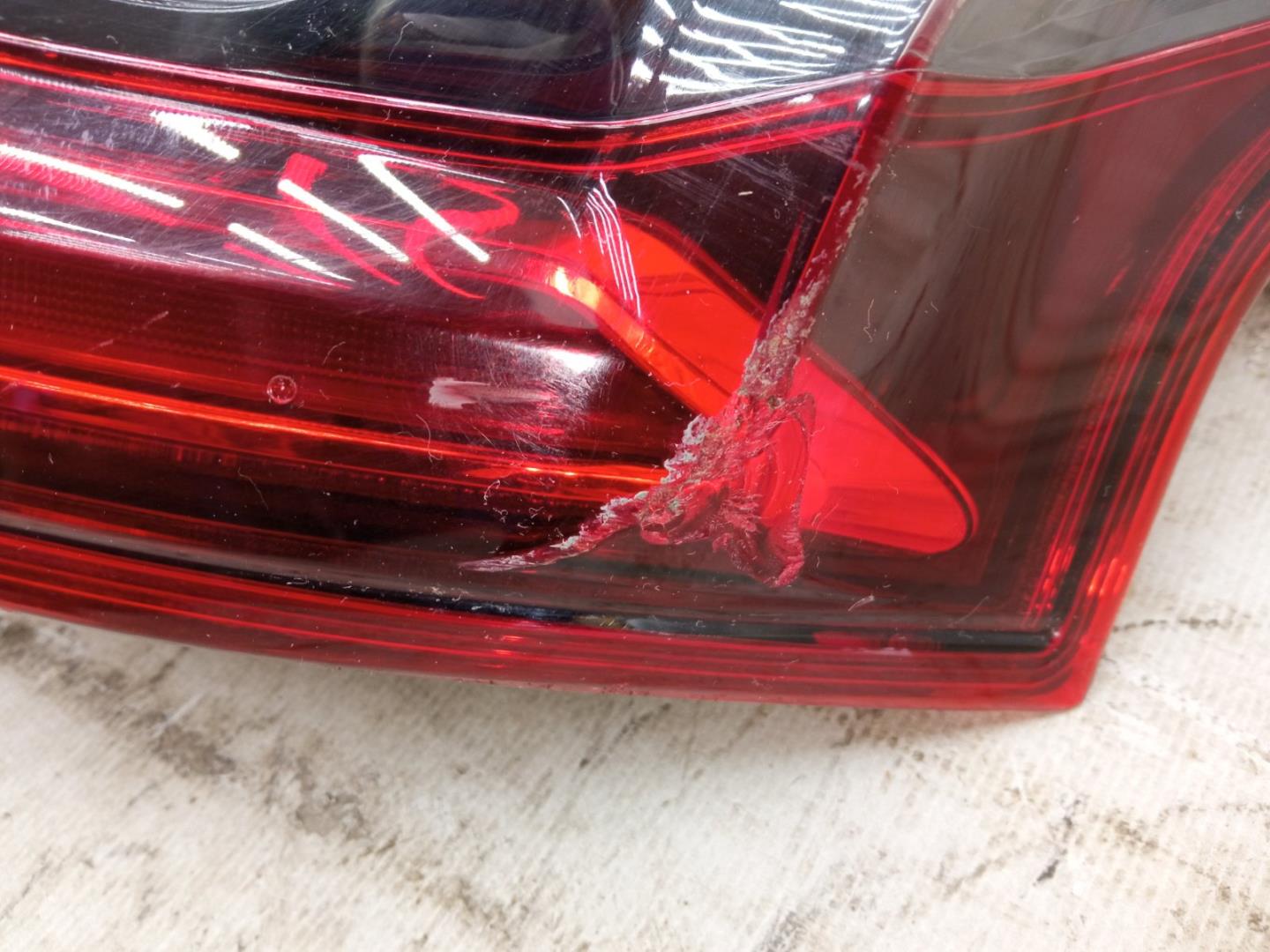 Фонарь задний