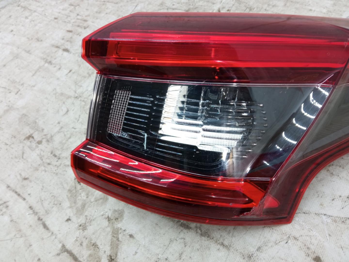 Фонарь задний