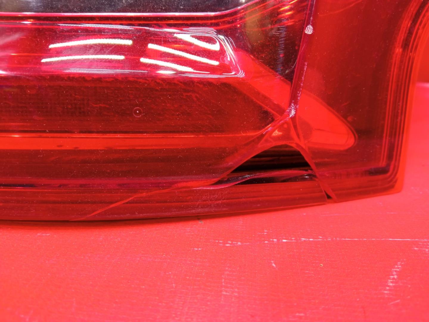 Фонарь задний