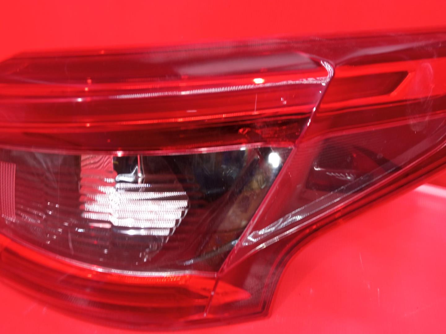 Фонарь задний