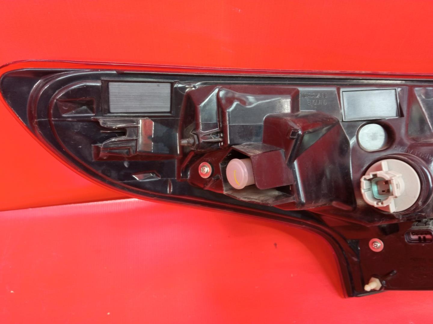 Фонарь задний