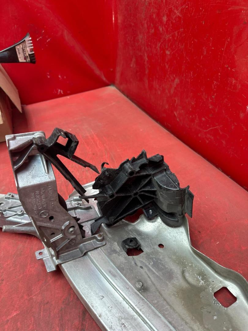 Панель передняя (телевизор)