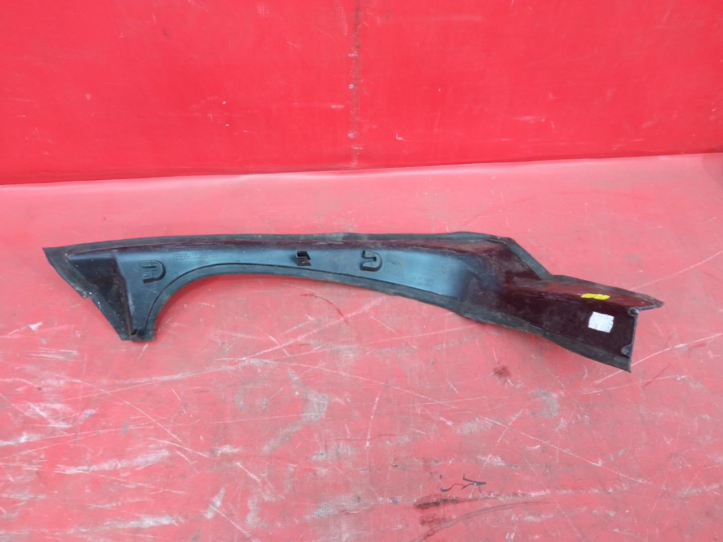 Накладка двери багажника