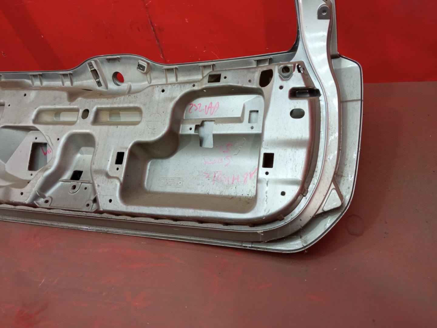 Крышка багажника