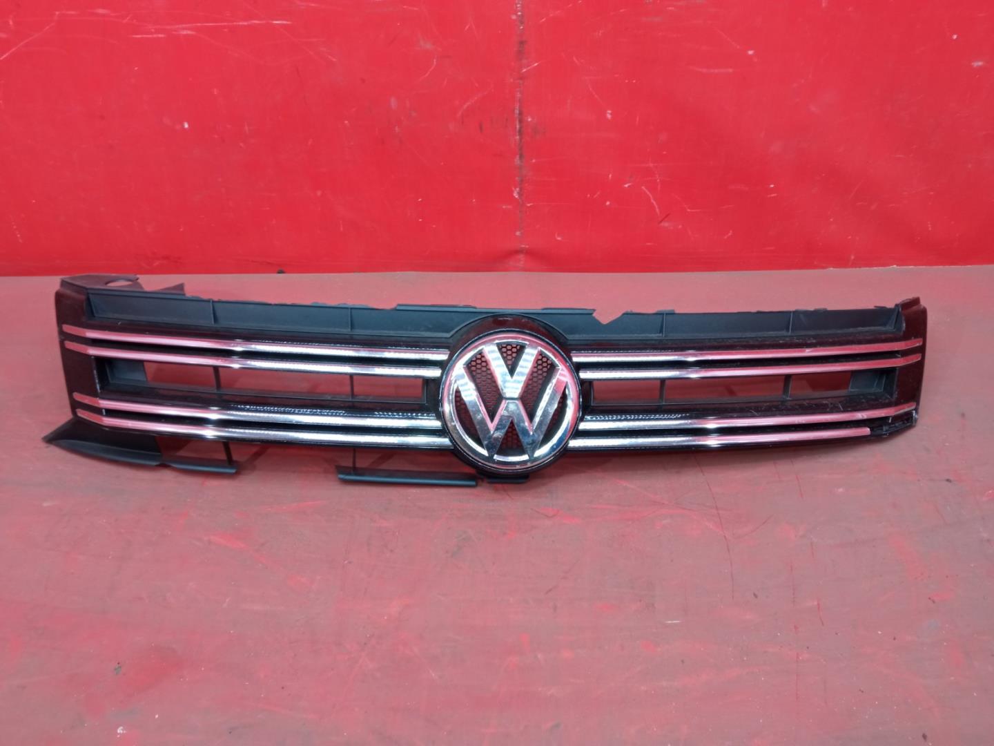 Накладка на решетку радиатора